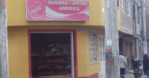 PANADERIA Y CAFETERIA AMERICA PANADERIA Y CAFETERIA AMERICA